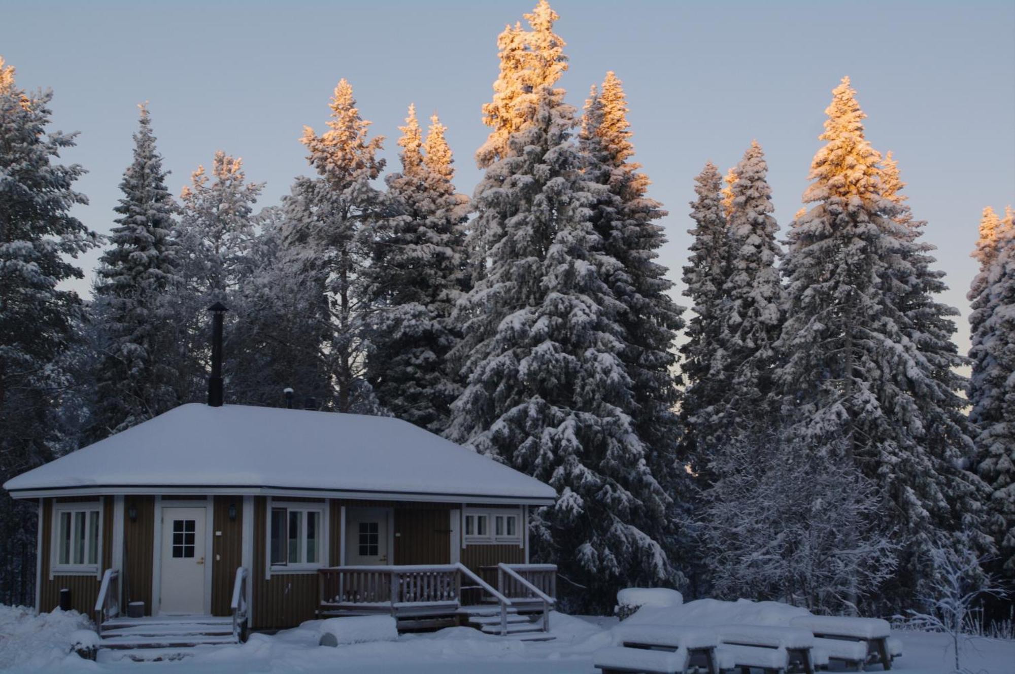 Aneen Loma Vacation And Cottages Posio Exteriér fotografie